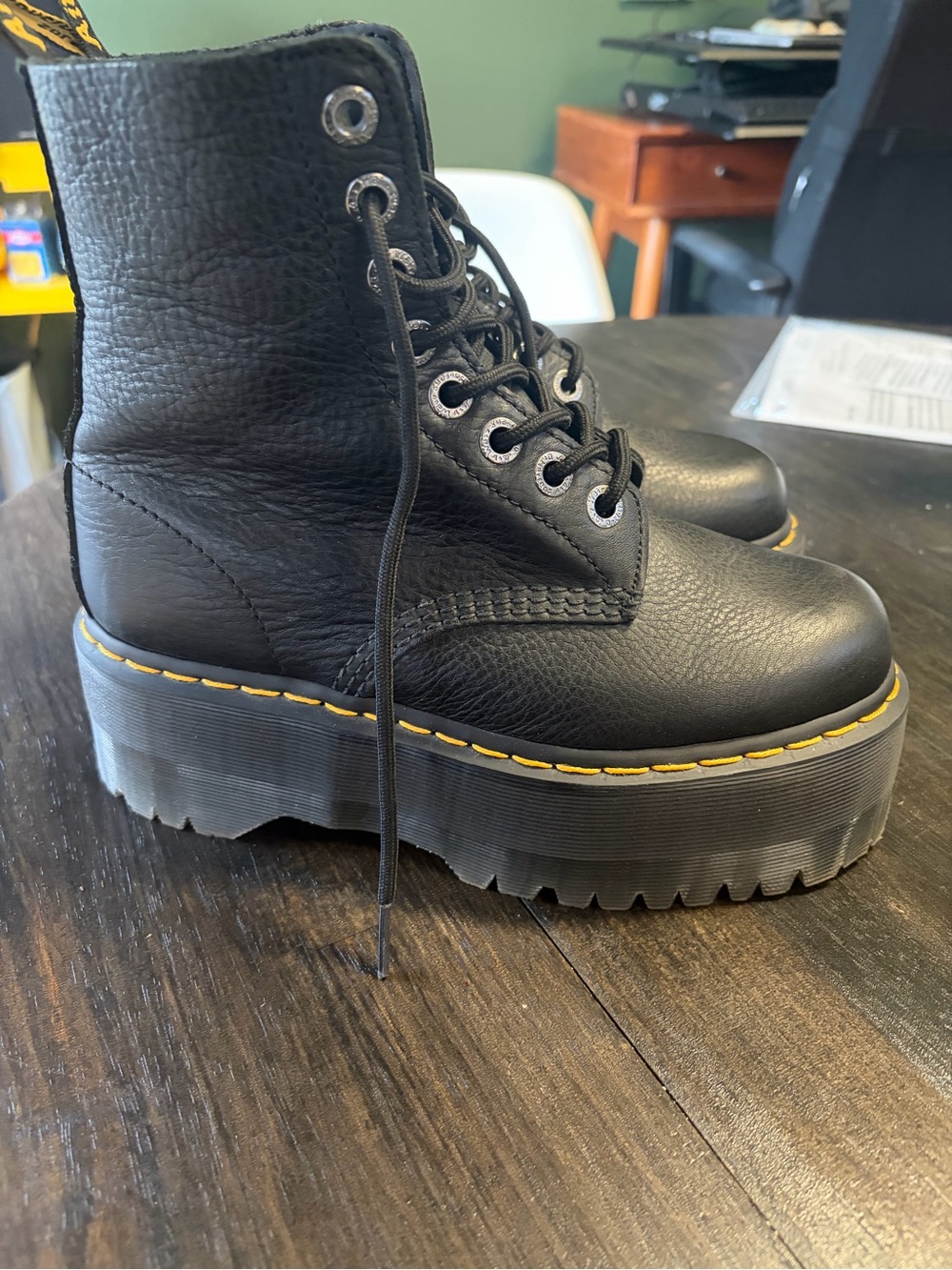 Dr. Martens 1460 Pascal Max Black Leather Platform Boots Lace Ups - Picture 8 of 8
